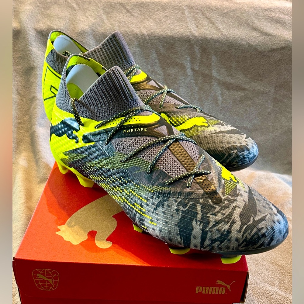 “NEW” Future 7 ultimate rush, FG/AG Puma men’s cleats